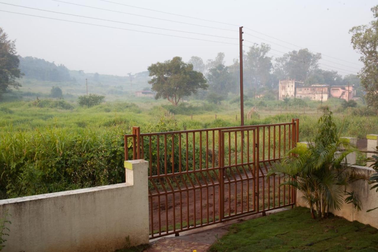 Karjat Mountain Villa Екстер'єр фото