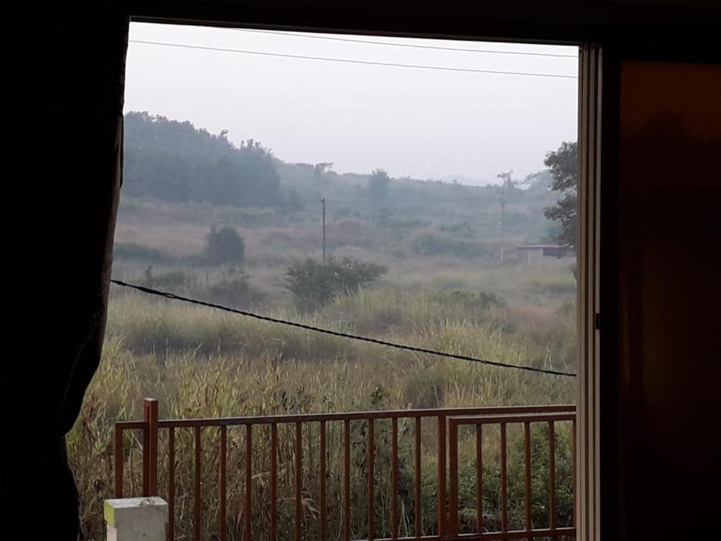 Karjat Mountain Villa Екстер'єр фото