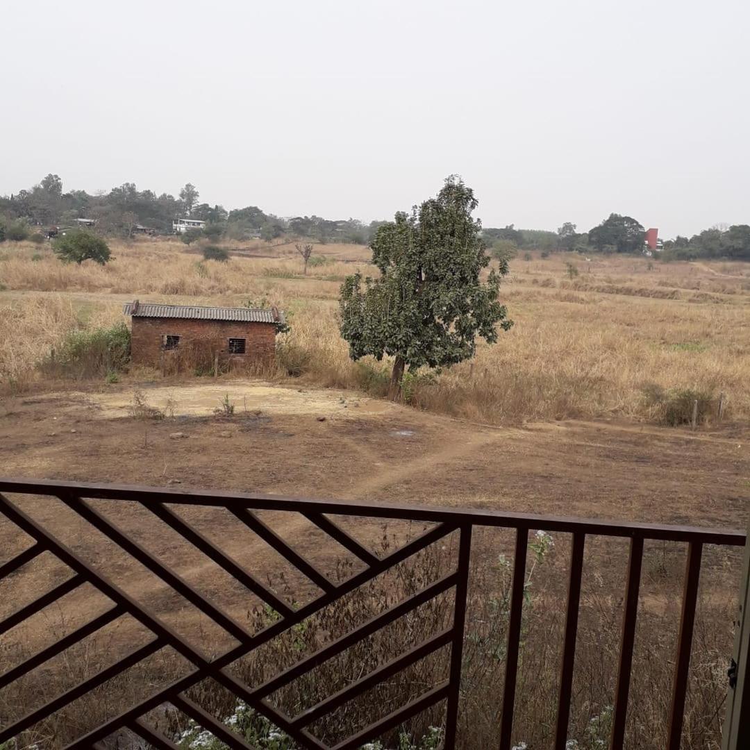Karjat Mountain Villa Екстер'єр фото